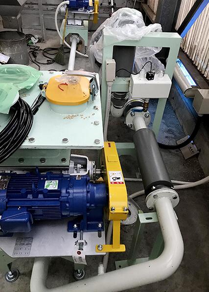 搬送機器施行中